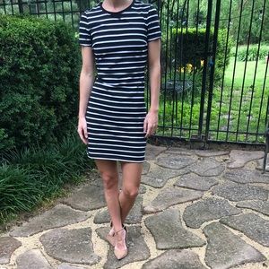 black and white t shirt dress